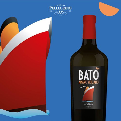 Eine Flasche Amaro Siciliano Bato von Carlo Tossolini - Ein sizilianischer Amaro, der seit Jahren unverändert hergestellt wird.
