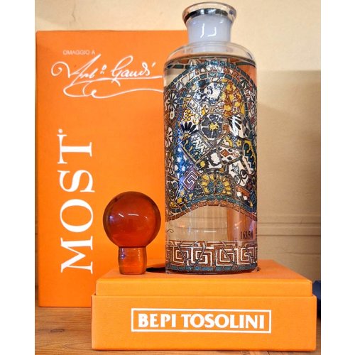 Most von Bepi Tosolini - Antoni Gaudi - Limitierte Serie von nur 500 Stück weltweit.
Dekanter mit Aquavit aus mundgeblasenem Glas